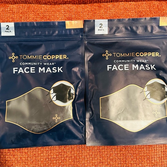 Tommie Copper Community Wear Face Mask - Black Lot-2 / 4 mask New unisex - Picture 1 of 8